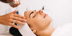 Peeling de Licofenol - Clínica Fisioderme em Brasília / DF - Candangolândia e Asa Sul